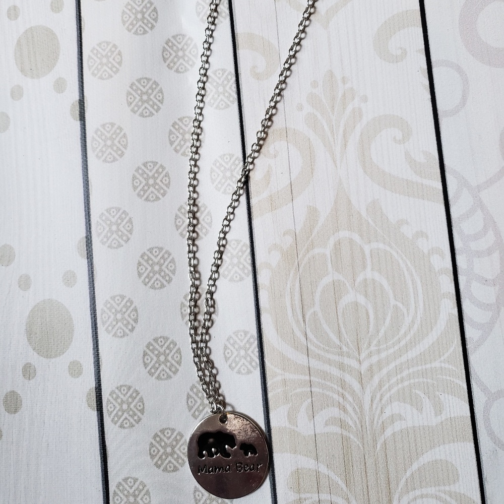 Mama bear 1 cub necklace